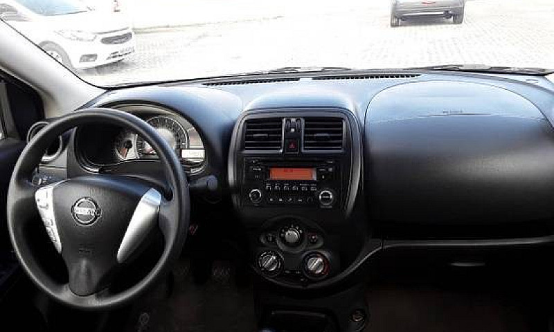 Nissan Versa 2020/20...