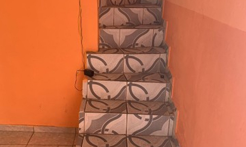 Casa De Primeiro And...