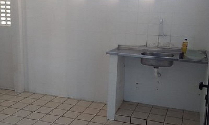 Aluga-Se Apartamento...