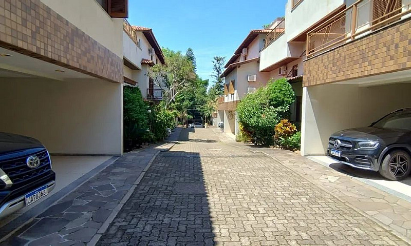 Linda Residência Com...