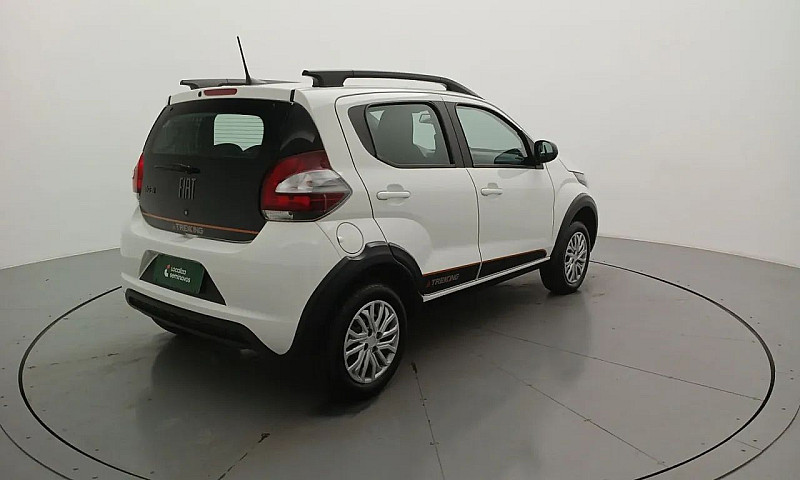 Fiat Mobi Trekking 1...