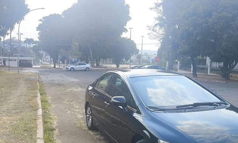 Honda Civic Sedan Lx...