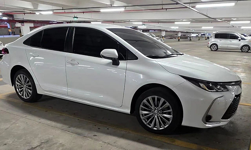 Toyota Corolla Xei 2...
