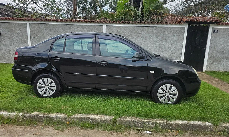 Volkswagen Polo Seda...