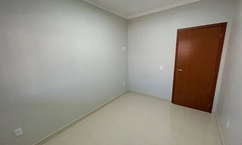 Casa Com 3 Quartos E...