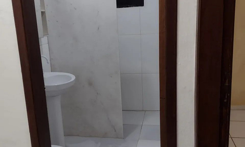 Aluga Se Apartamento...