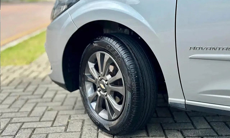 Chevrolet Prisma Sed...