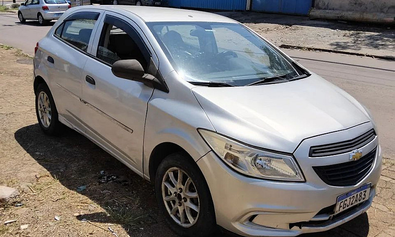 Chevrolet Onix Hatch...