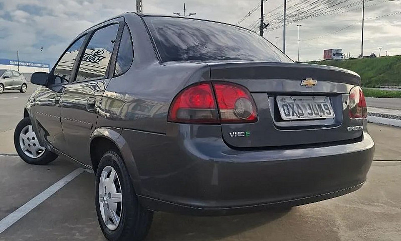 Chevrolet Classic Li...