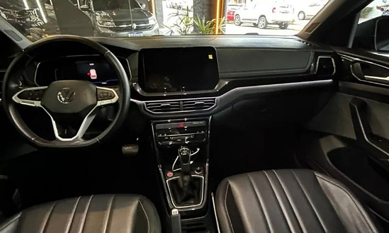 Volkswagen T-Cross C...