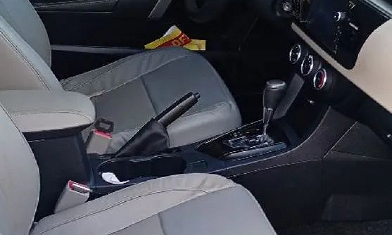 Toyota Corolla Gli 1...