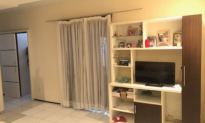 Casa Em Condomínio F...
