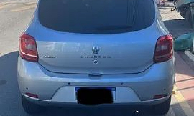 Renault Sandero 2016...