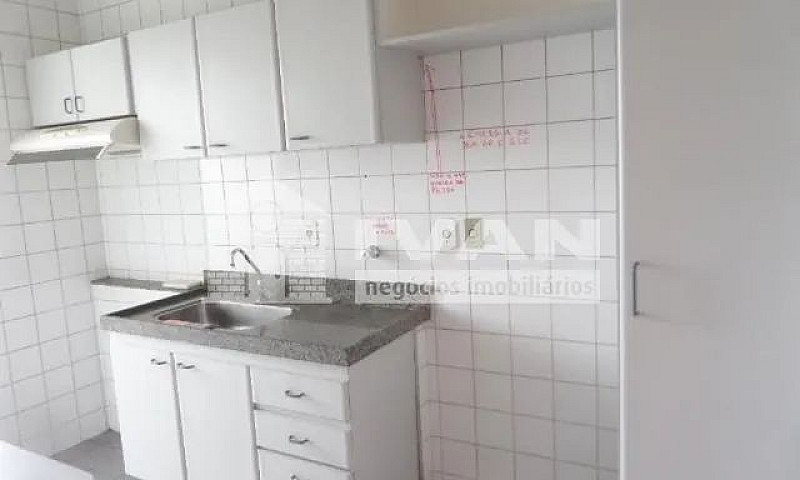 Apartamento Padrão E...