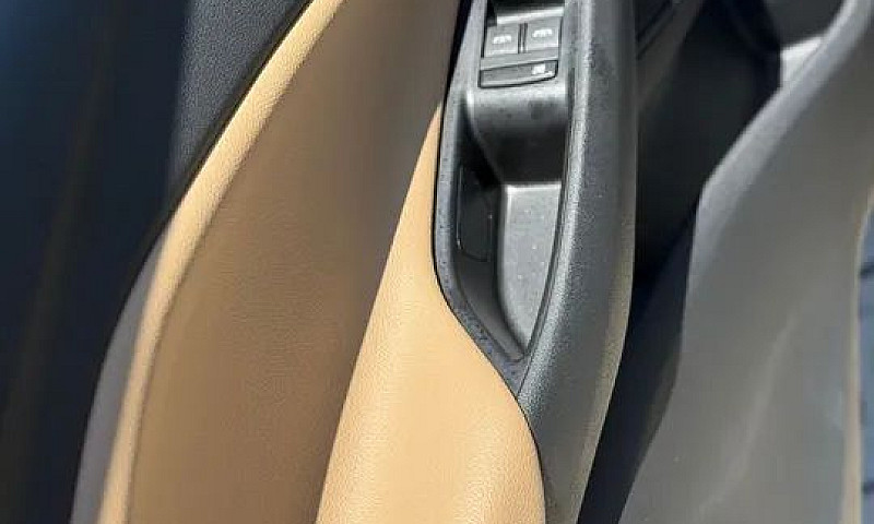 Chevrolet Onix Plus ...