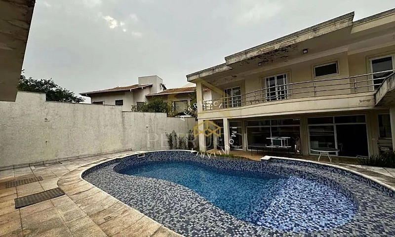 Casa Residencial À V...