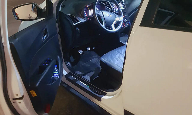 Hyundai Hb20X Style ...