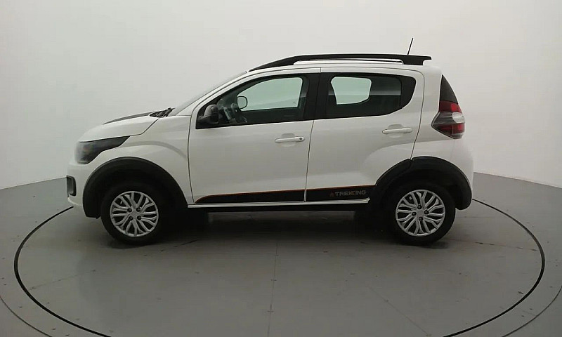 Fiat Mobi Trekking 1...