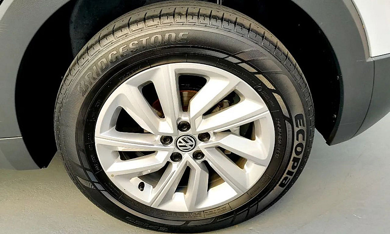 Volkswagen T-Cross S...