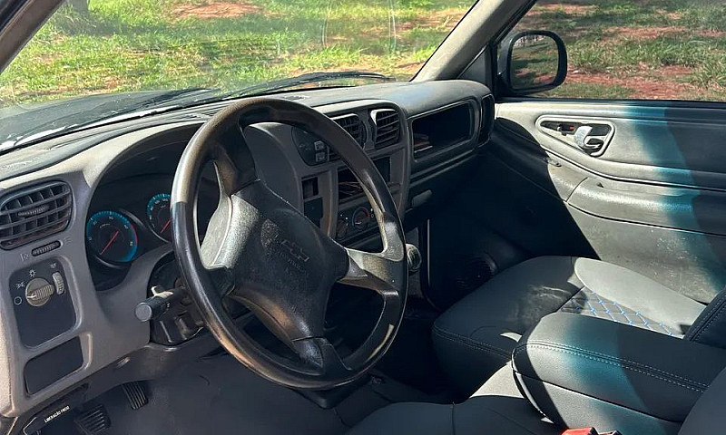 Chevrolet S10 P-Up C...