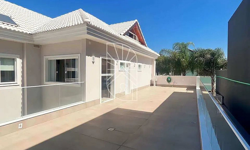 Casa De Condomínio À...