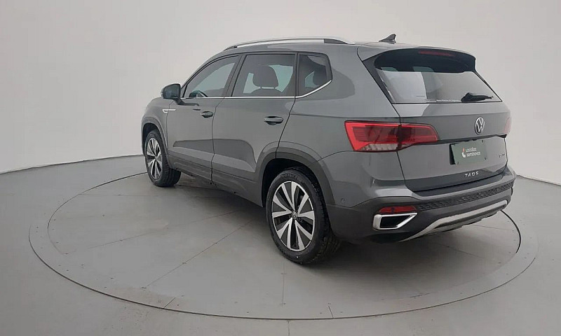 Volkswagen Taos High...