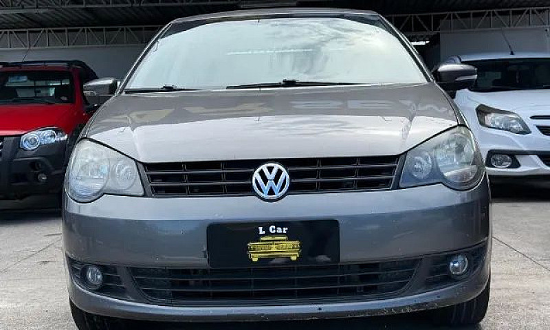 Volkswagen Polo Seda...