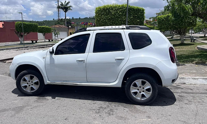 Renault Duster Dakar...