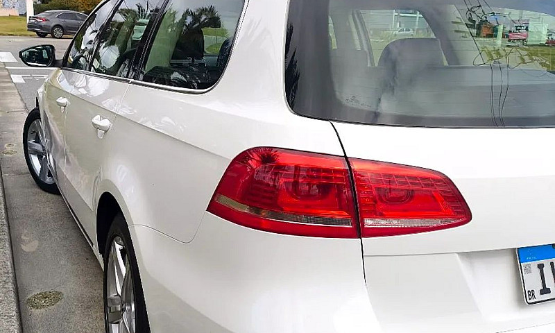 Volkswagen Passat Va...