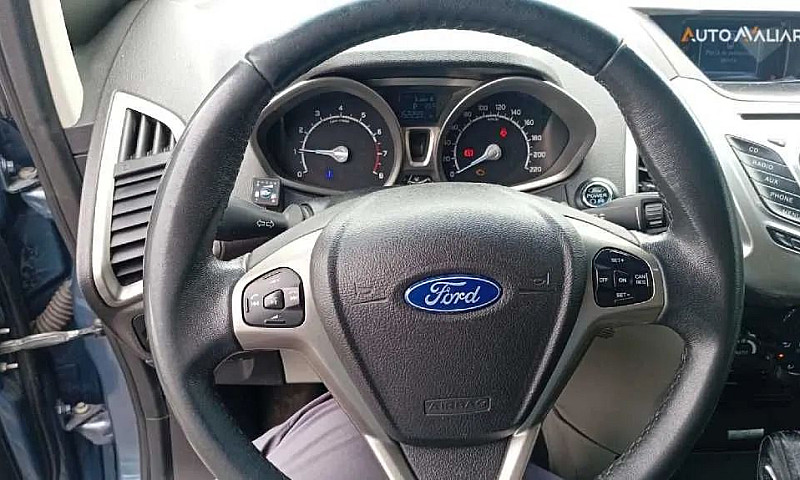 Ford Ecosport Titani...