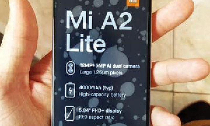 Xiaomi Mi A2 Lite...