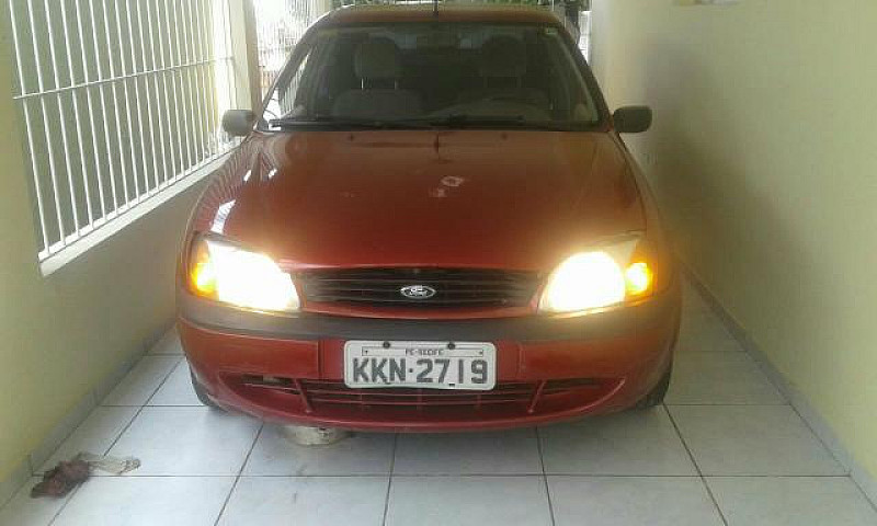 Vendo Fiesta Sedan S...