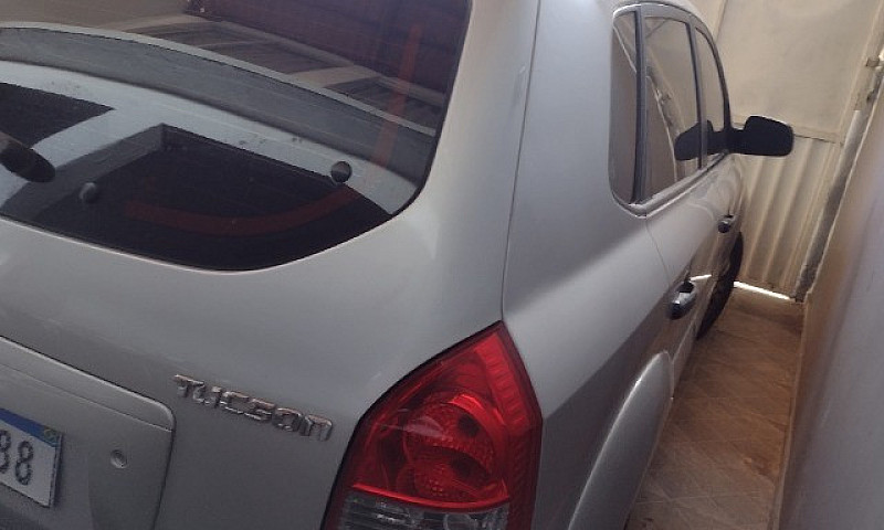 Tucson Gl 2.0 2008...