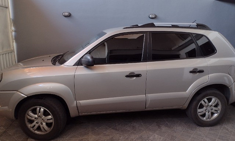 Tucson Gl 2.0 2008...