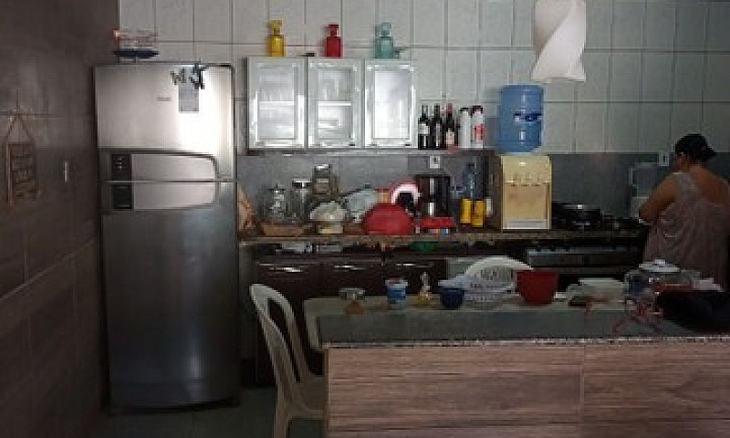 Vende_Se Duas Casas,...