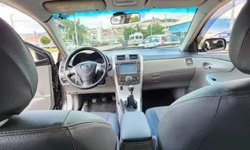 Toyota Corolla Gli 1...