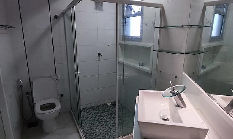 3 Quartos, 1 Suíte, ...
