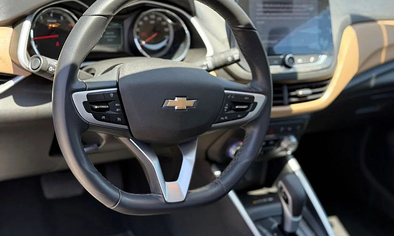 Chevrolet Onix Plus ...