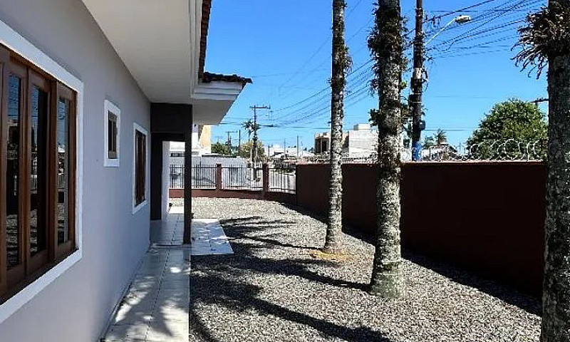 Casa C/ Área De Fest...