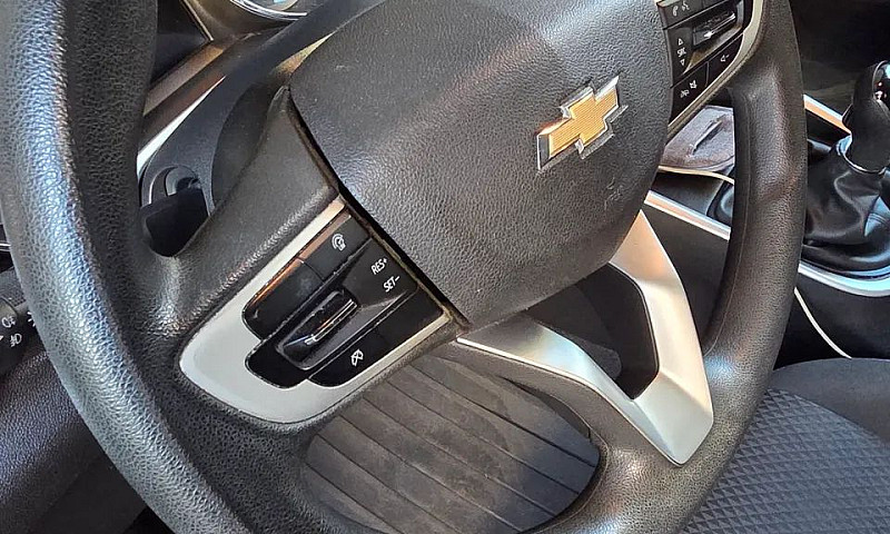 Chevrolet Onix Hatch...