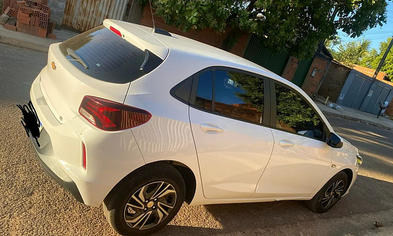 Chevrolet Onix Hatch...
