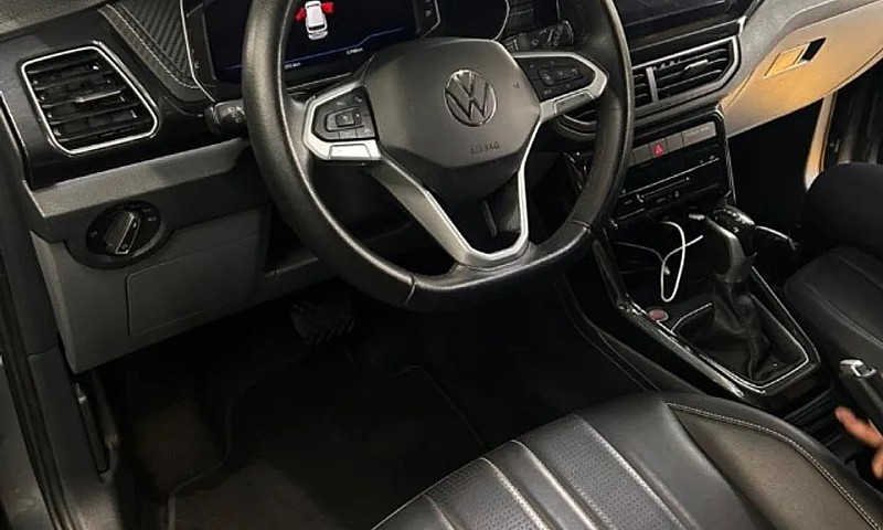Volkswagen T-Cross C...