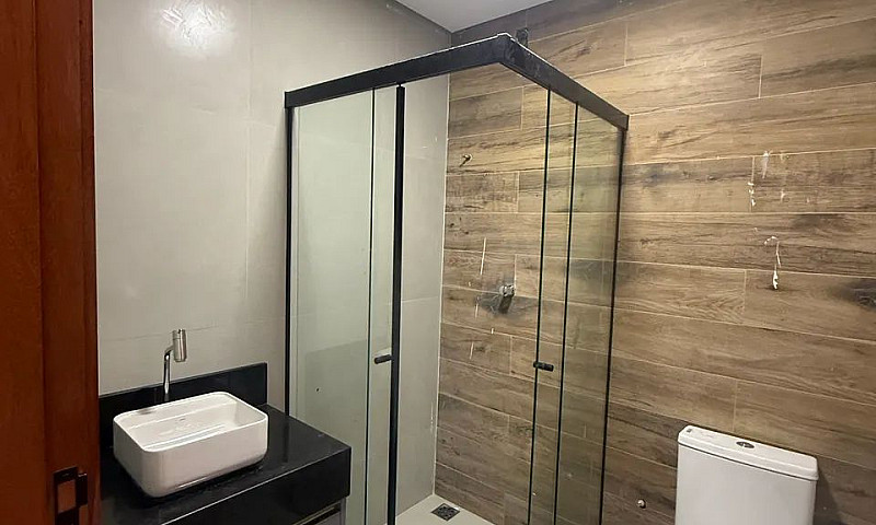 Casa Moderna 2 Quart...