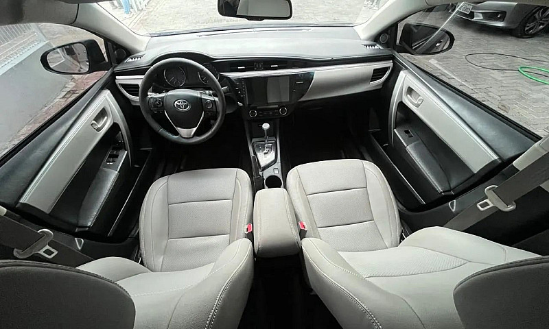 Toyota Corolla Xei 2...