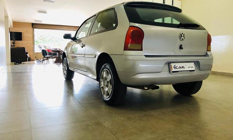 Volkswagen Gol 1.0 8...