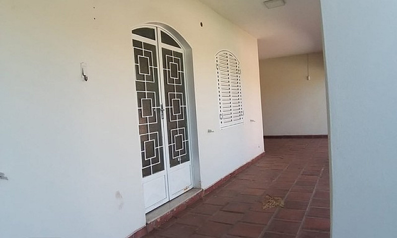 Aluga-Se Casa No Bai...