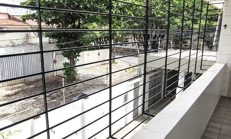 Ótima Casa Duplex Pr...