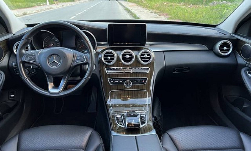 Mercedes-Benz C-180 ...