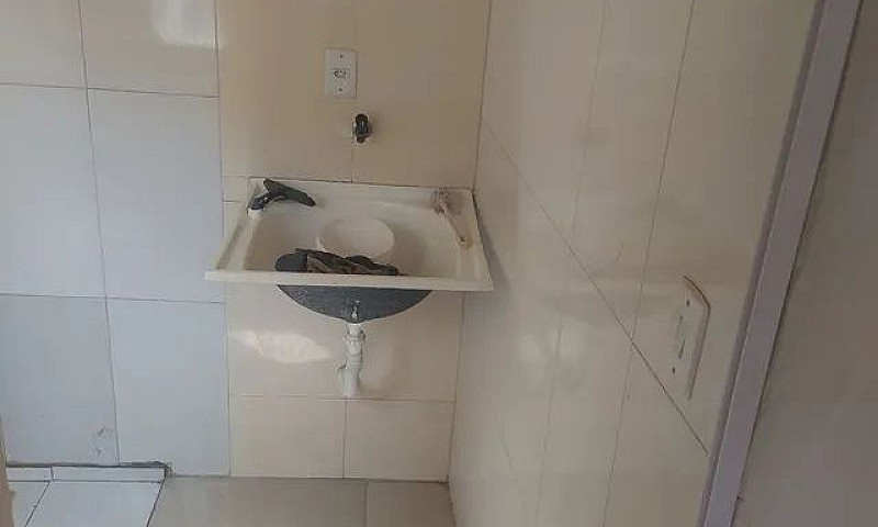 Aluga-Se Kitnet ...