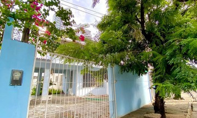 Casa Central Na Encr...